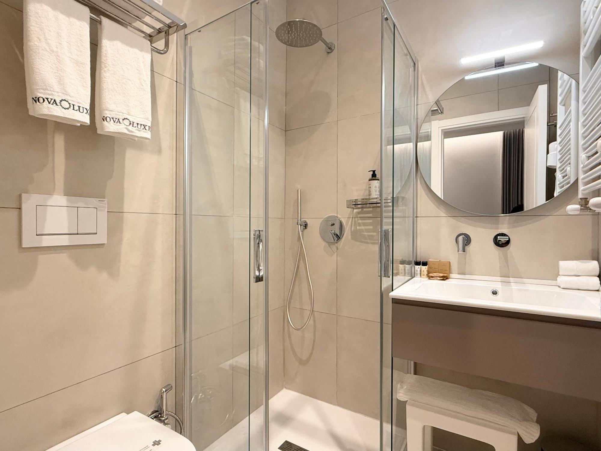 Hotel Nova Luxe Rzym Zewnętrze zdjęcie